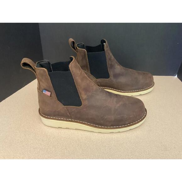 NEW! MENS DANNER BULL RUN CHELSEA 6" BROWN SOFT TOE WORK BOOTS. SIZE 11.5EE. - Picture 1 of 9